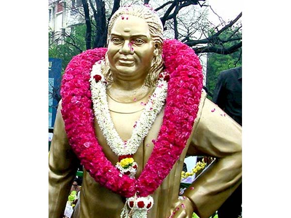 Thevar guru pujai begins in Pasumpon Thevar guru pujai begins in Pasumpon