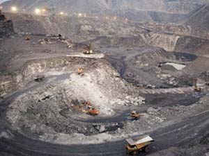 Four dead, over 50 miners trapped in coal mine in Dhanbad Four dead, over 50 miners trapped in coal mine in Dhanbad