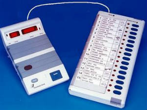 11 candidates in fray for Yercaud Assembly seat bye poll 11 candidates in fray for Yercaud Assembly seat bye poll