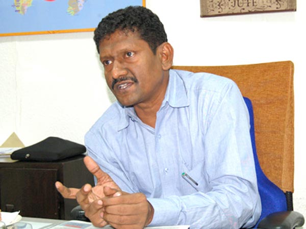 நெசவாளர்களுடன் சந்திப்பு