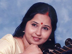 Gayathri is music varsity V-C Gayathri is music varsity V-C