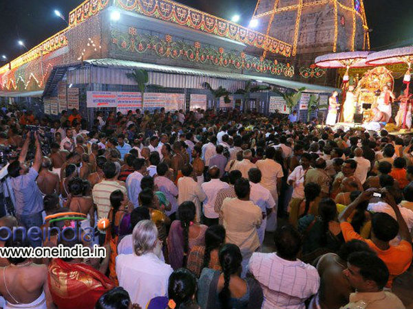 3 லட்சம் பக்தர்கள்