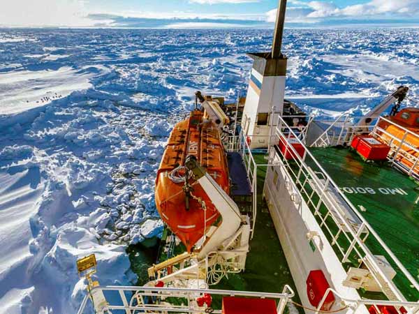 Antarctic tourist ship trapped by sea ice Antarctic tourist ship trapped by sea ice