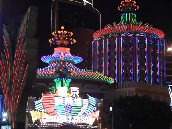 3 டஜன் கேஸினோக்கள்