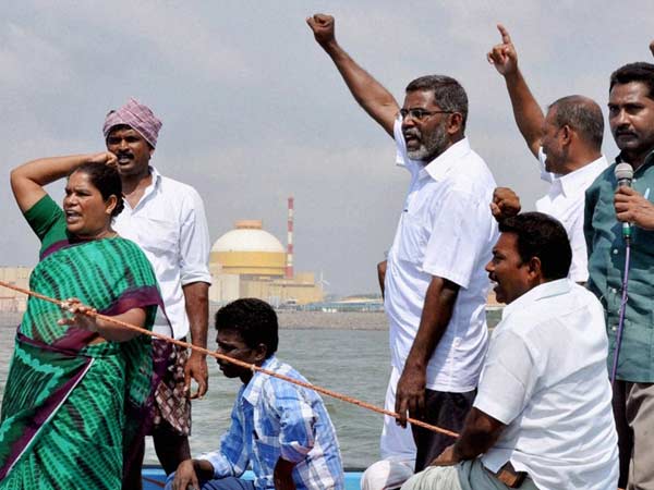 இது அகிம்சைப் போராட்டம், மக்கள் போராட்டம்
