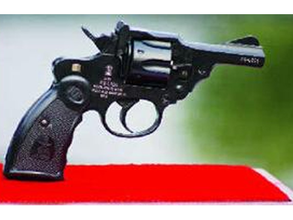 .32 ரிவால்வர்