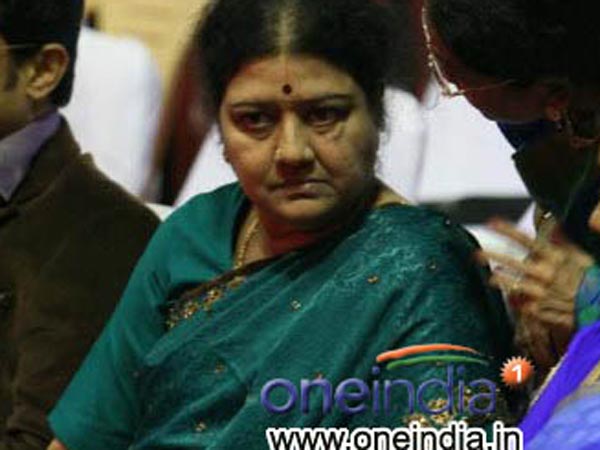 ஆனால் இப்ப யாருமே இல்லையே