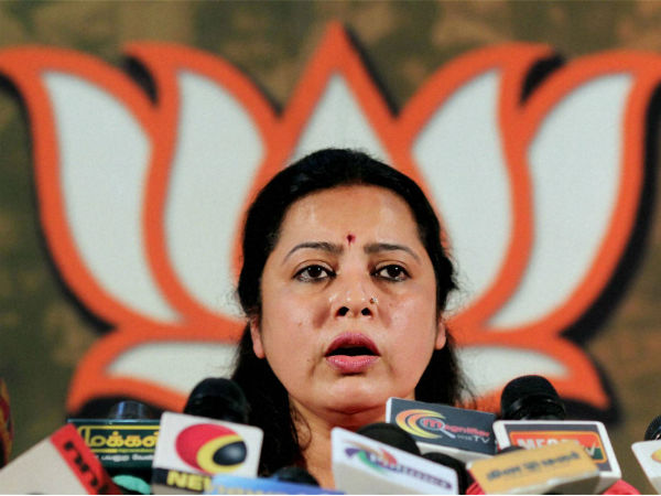 Jan Lokpal Bill: BJP likens AAP to drama company Jan Lokpal Bill: BJP likens AAP to drama company