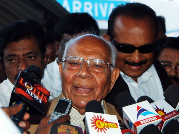 மரணத்தின் பிடியில்...