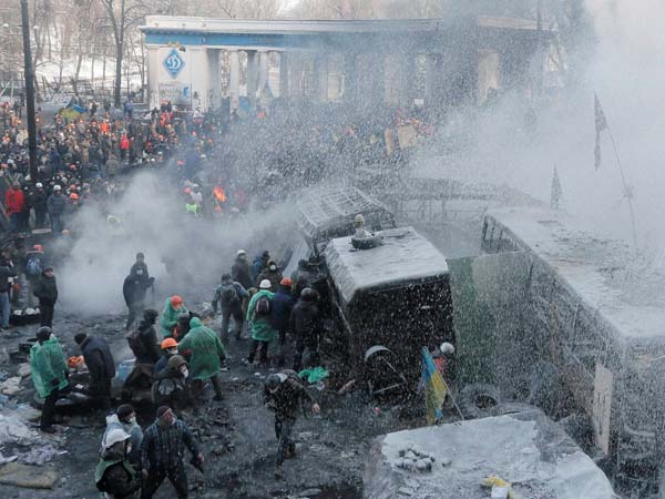 Ukraine President Leaves Kiev After Concessions Ukraine President Leaves Kiev After Concessions