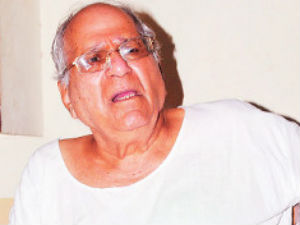 Former Union minister Bhuvnesh Chaturvedi passes away Former Union minister Bhuvnesh Chaturvedi passes away