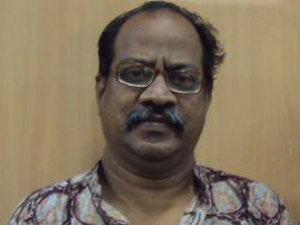 Political commentator Gnani joins AAP Political commentator Gnani joins AAP