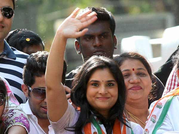 நாலு பேருக்கு நல்லது செய்யணும்....