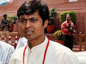 Odisha Candidate Barred From Using Padma Shri as Title Odisha Candidate Barred From Using Padma Shri as Title