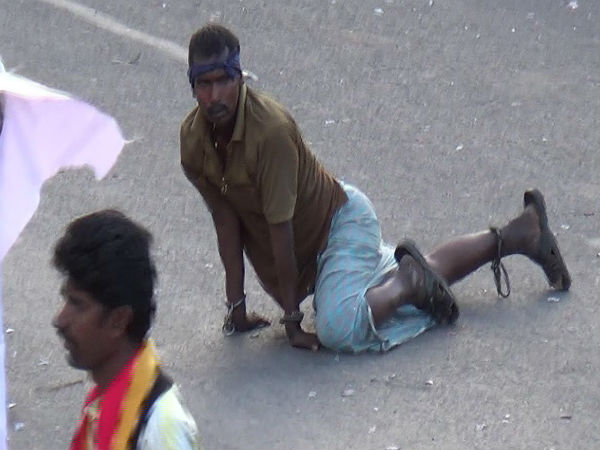 மாணவர்களுக்கு மது விற்காதீர்கள்...ப்ளீஸ்