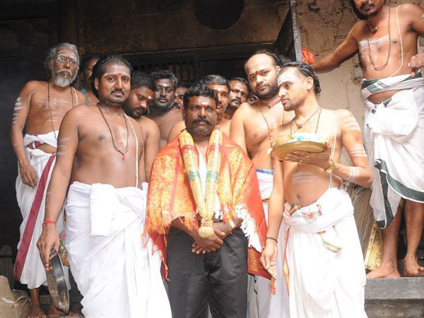 யாருக்கு ஓட்டு?