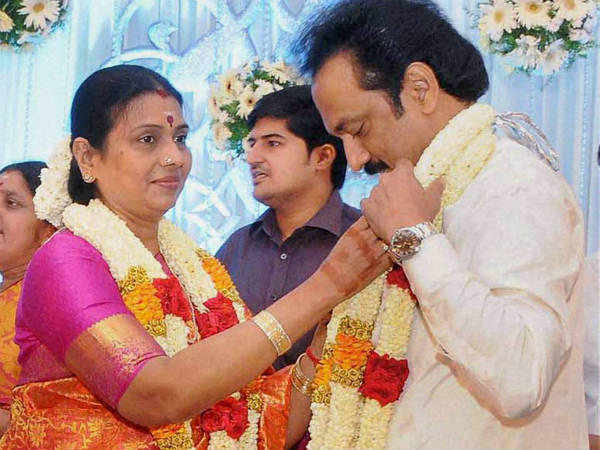 வேட்பாளர் தேர்வு...