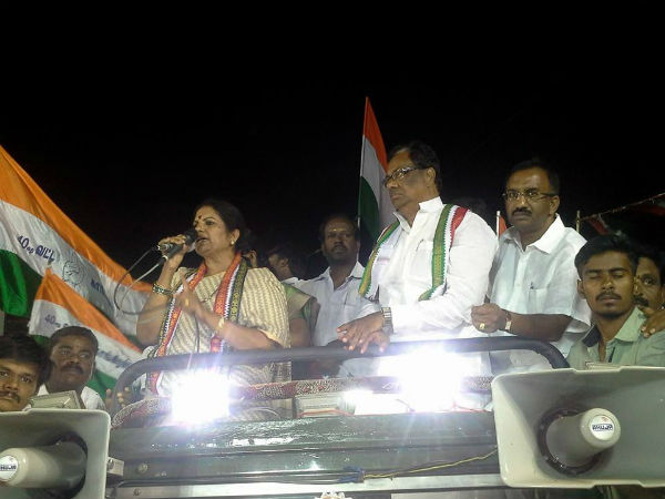 துண்டு சுற்றி பிரசாரம்