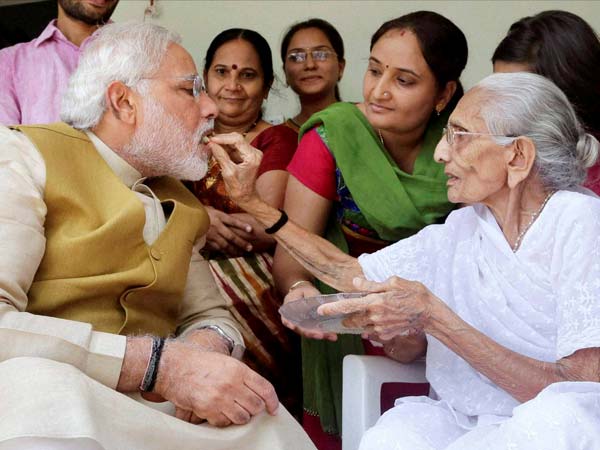 Modi got blessing from her mother Modi got blessing from her mother