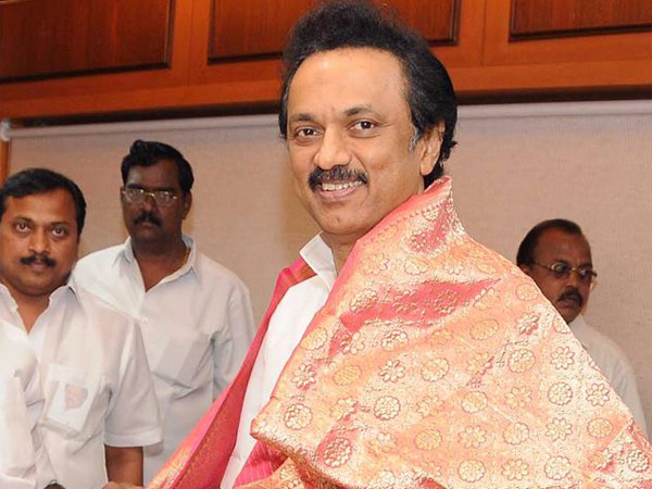 15 பேர் ஸ்டாலினுக்கு ஆதரவாக
