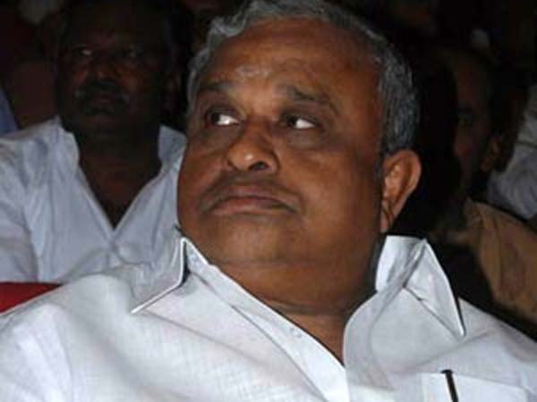 ஞானதேசிகனுக்குப் போர்க்கொடி