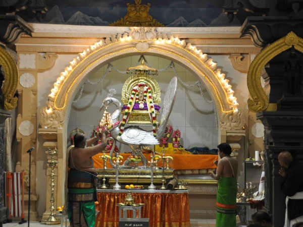 உச்சிகாலபூஜை