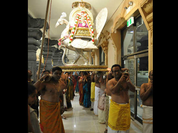 குருப்பெயர்ச்சி சிறப்பு ஹோமம்