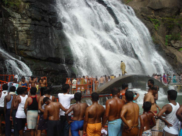 விடுமுறை நாட்களில்