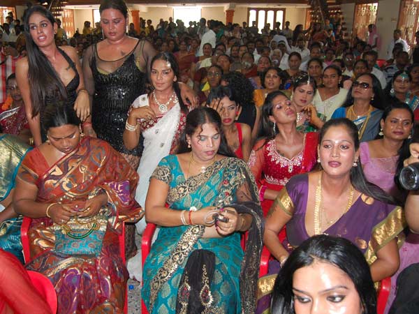 கிரேஸ் பானுவுக்கு வாழ்த்துகள்
