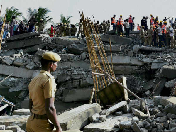 Bad smell arrives in Moulivakkam construction… Bad smell arrives in Moulivakkam construction…