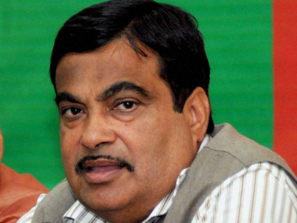 Union Transport Minister Nitin Gadkari wants to legalise e-rickshaws for his family? Union Transport Minister Nitin Gadkari wants to legalise e-rickshaws for his family?