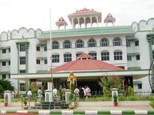 Write judgements in tamil alone: Madurai HC orders district courts Write judgements in tamil alone: Madurai HC orders district courts