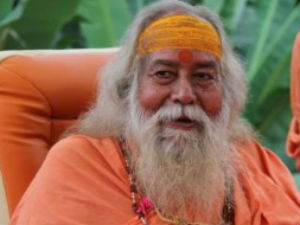 Shankaracharya wages war on Sai Baba, supported by Naga sadhus Shankaracharya wages war on Sai Baba, supported by Naga sadhus