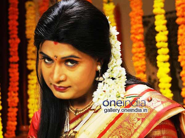 போஸ்டரை பார்த்தாலே சந்தேகம்
