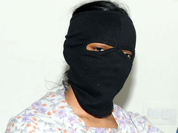 பர்தா அணிந்த மர்ம பெண்