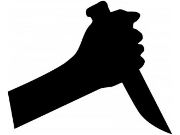 கத்தி முனையில்