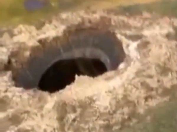 An urgent expedition to probe a giant crater in Siberia An urgent expedition to probe a giant crater in Siberia