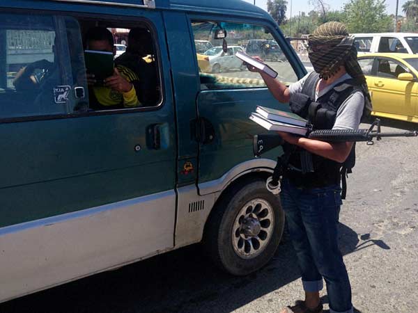 Iraq insurgents to Christians: Convert, pay tax, or die Iraq insurgents to Christians: Convert, pay tax, or die