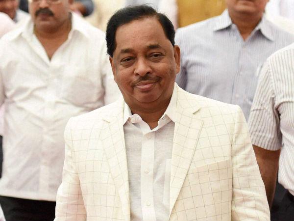 Sulking Narayan Rane quits Chavan cabinet in Maharashtra Sulking Narayan Rane quits Chavan cabinet in Maharashtra