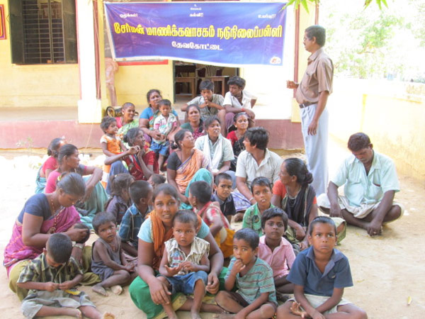 Gypsy community women pledge to educate their wards Gypsy community women pledge to educate their wards