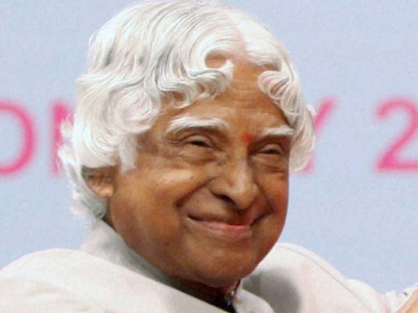அறைக்கு வெளியே வந்து சந்தித்த கலாம்
