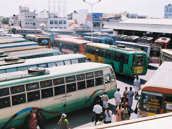 பேருந்தில் நெரிசல்