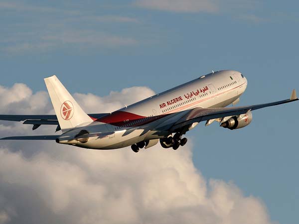 Air Algerie loses contact with plane over Africa Air Algerie loses contact with plane over Africa