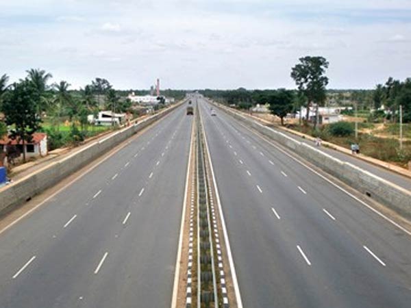 ஆறுவழிச் சாலை