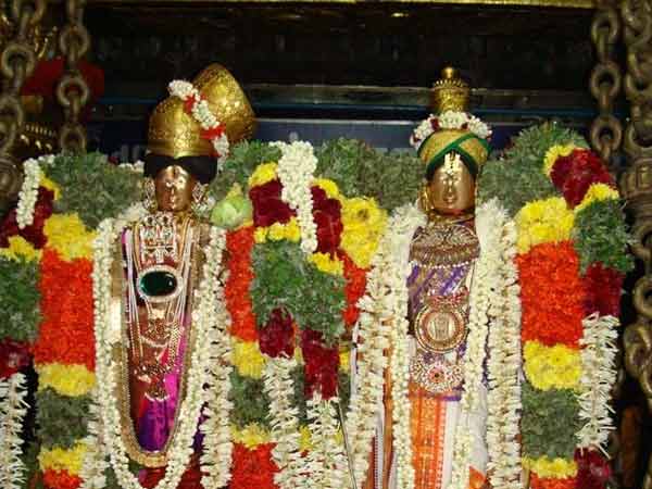 பக்தர்கள் பரவசம்