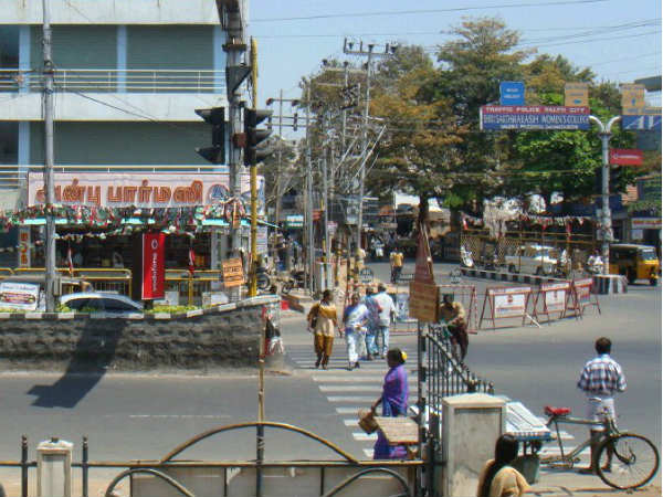 போலீஸ் வந்தது