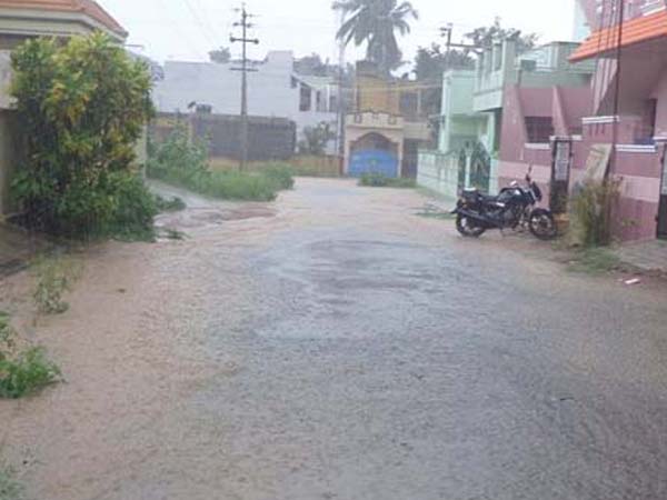 சென்னையில் புயல் காற்று