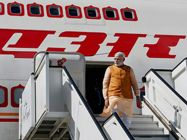 Modi slams Pakistan for proxy war on way to Kargil Modi slams Pakistan for proxy war on way to Kargil