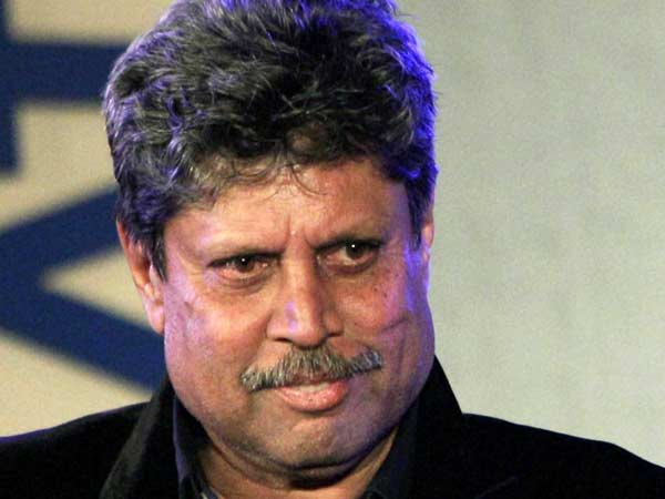 பாட்டியாவிடம் கொடுங்க