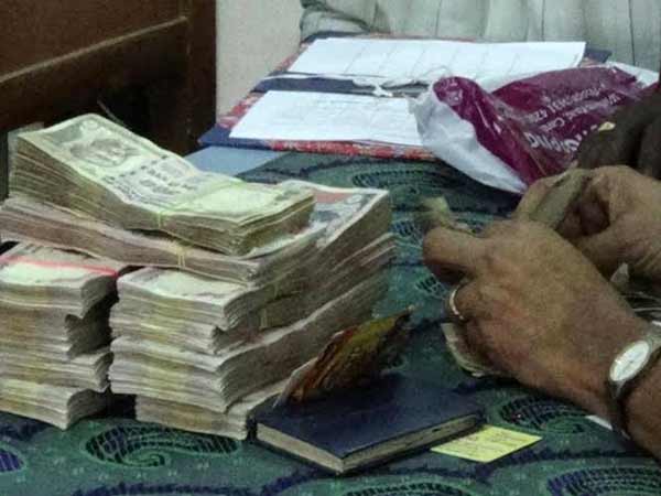 கந்து வட்டியிலிருந்து தப்பிக்கலாம்